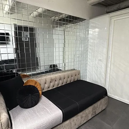 アパート Essential Big House