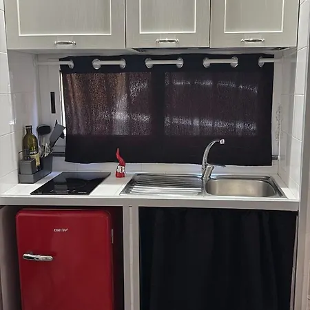 Essential Big House Апартаменты *