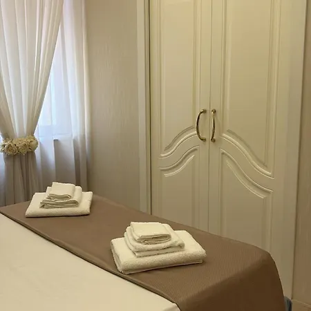 Essential Big House Neapol